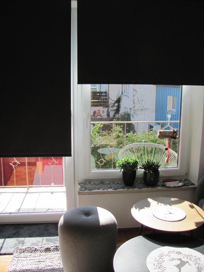 #1Gemuetliches Ruhiges Sonniges Balkonzimmer Mit Gemeinschaftsbad W-Lan Airport Nah Late Night Check In Haus Nr 9,5 Trunkelsberg Exterior foto