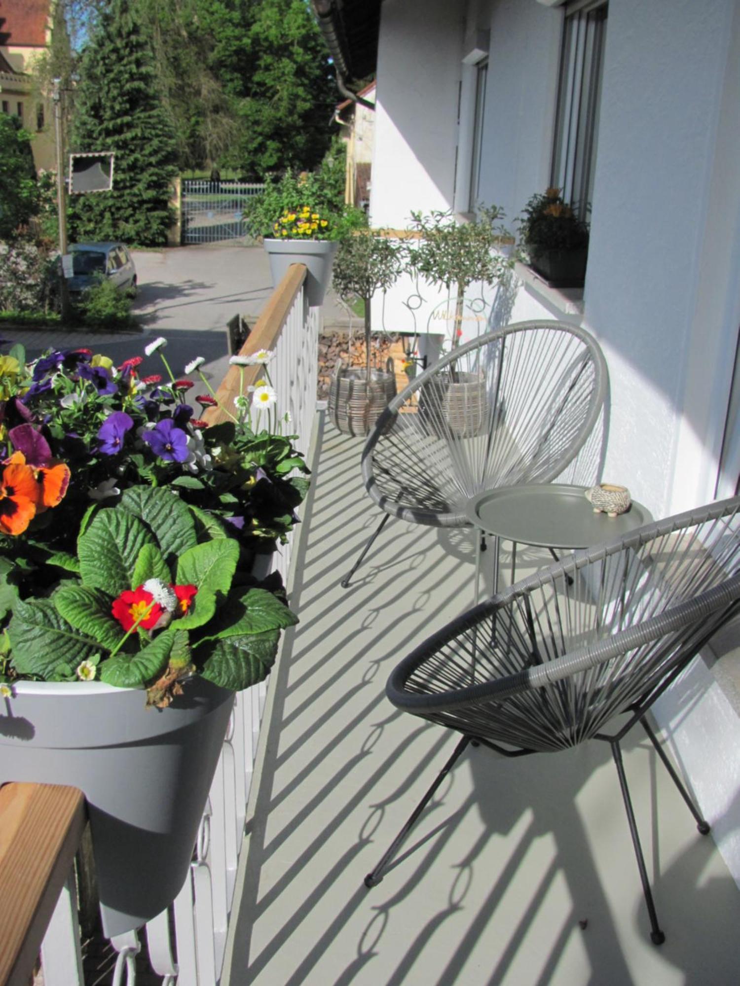 #1Gemuetliches Ruhiges Sonniges Balkonzimmer Mit Gemeinschaftsbad W-Lan Airport Nah Late Night Check In Haus Nr 9,5 Trunkelsberg Exterior foto